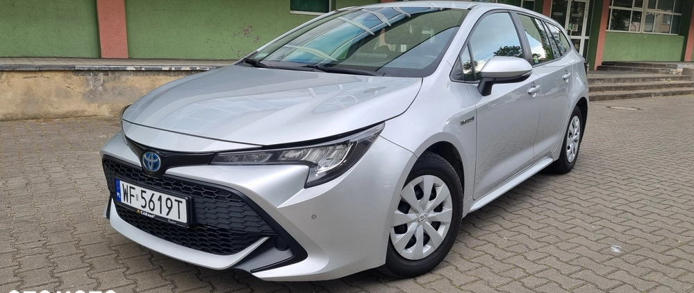 Toyota Corolla cena 64999 przebieg: 149000, rok produkcji 2019 z Radom małe 379